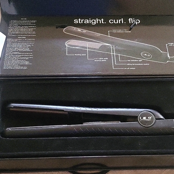 NIB ISO Professional Super Spectrum Pro Ceramic Ionic Hair Straightener - Black - Picture 2 of 12